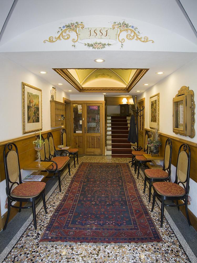 Hotel Erika Auronzo di Cadore Exteriör bild